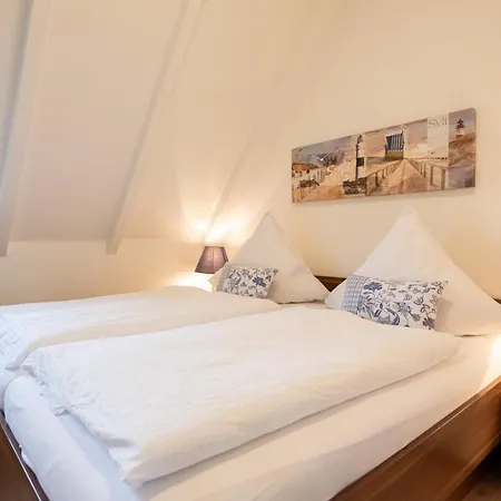 Haus Mittelstr Whg 3 Og Links * Westerland